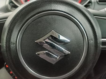 2023-Suzuki-Swift-12-GL-Auto_11