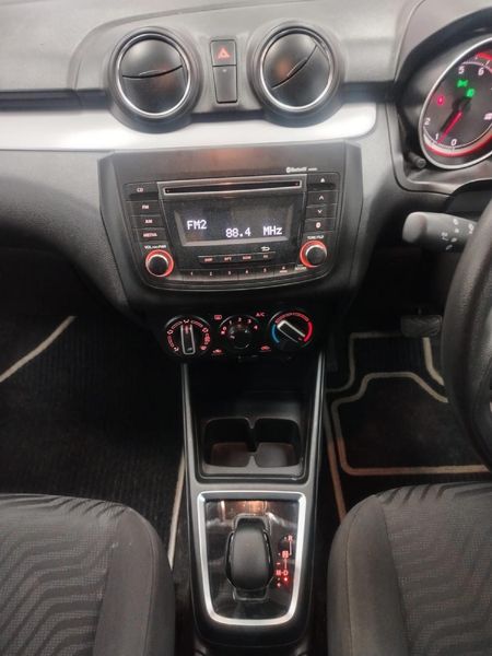 2023-Suzuki-Swift-12-GL-Auto_15