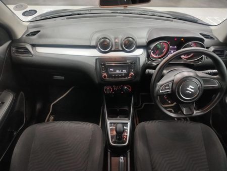 2023-Suzuki-Swift-12-GL-Auto_6