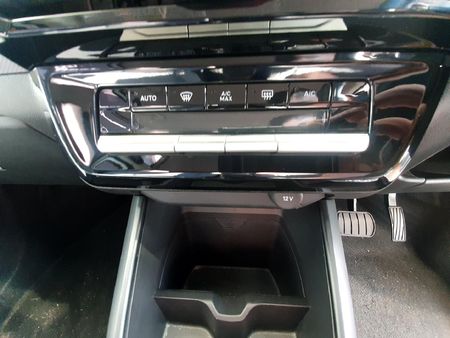 2026-Citroen-Basalt-Plus-12T-Auto_17