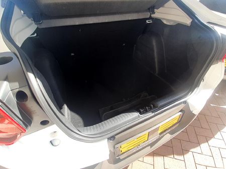 2026-Citroen-Basalt-Plus-12T-Auto_20