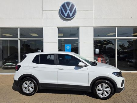 2025-Volkswagen-T-Cross-10-TSI_0