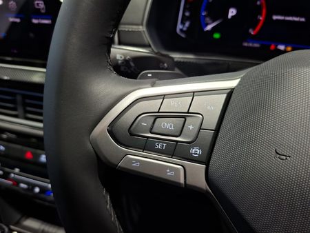 2026-Volkswagen-T-Cross-10-TSI-R-Line-Auto_19