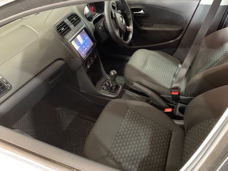 2025-Volkswagen-Polo-Vivo-14-Life_6