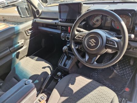 2024-Suzuki-Jimny-15-GLX-Auto_5