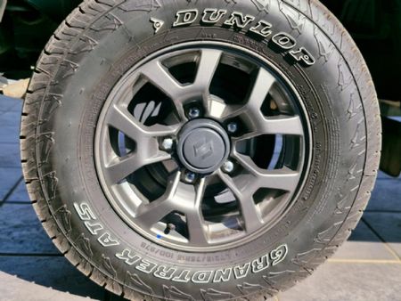 2024-Suzuki-Jimny-15-GLX-Auto_6