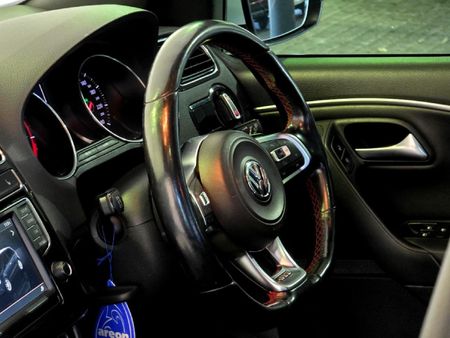 2015-Volkswagen-Polo-GTI-18-TSI-Auto_23