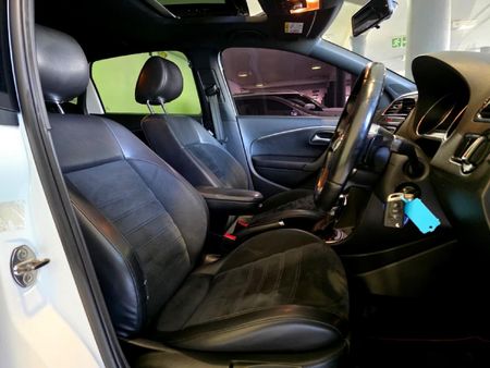 2015-Volkswagen-Polo-GTI-18-TSI-Auto_2