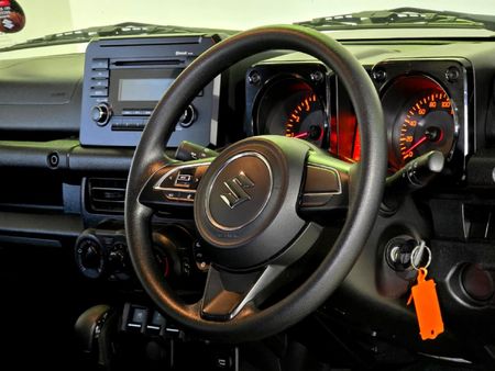 2022-Suzuki-Jimny-15-GL-Auto_21