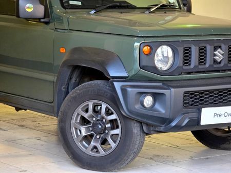 2022-Suzuki-Jimny-15-GL-Auto_23