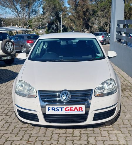 2009-Volkswagen-Jetta-20-Comfortline_0