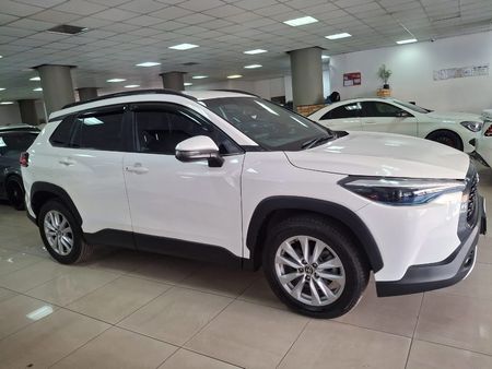 2025-Toyota-Corolla-Cross-18-XS-Hybrid_1