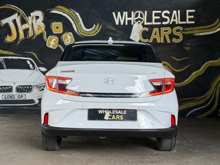 2023-Hyundai-Grand-i10-12-fluid-sedan-accident-free-bargain_4