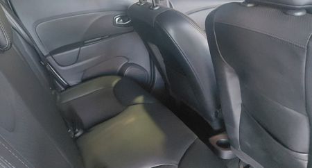 2017-Renault-Clio-IV-900T-Dynamique-5-dr-66kW_9