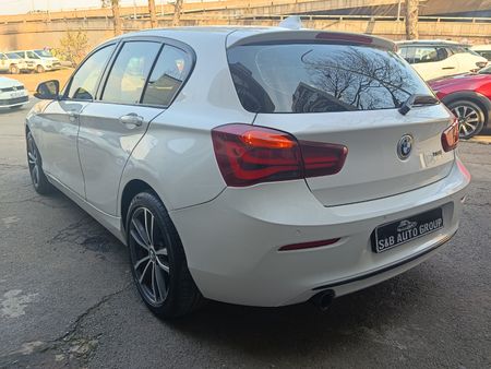 2018-BMW-1-Series-118i-5-dr-M-Sport-Auto_10