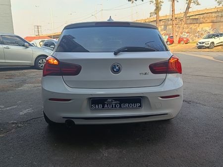 2018-BMW-1-Series-118i-5-dr-M-Sport-Auto_11