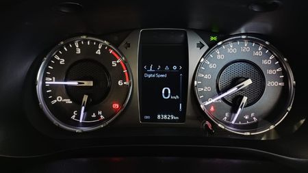 2023-Toyota-Hilux-24-GD-6-Raider-4x4-Single-Cab_6