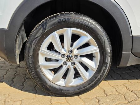 2023-Volkswagen-T-Cross-10-TSI-Comfortline-Auto_9