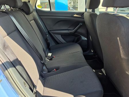 2025-Volkswagen-T-Cross-10-TSI-Auto_12