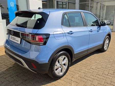 2025-Volkswagen-T-Cross-10-TSI-Auto_2
