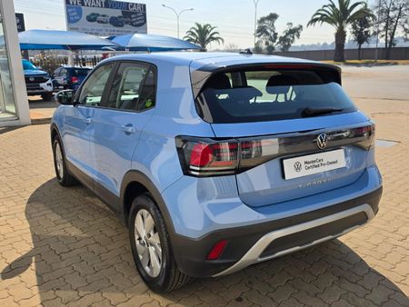 2025-Volkswagen-T-Cross-10-TSI-Auto_4