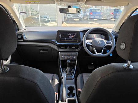 2025-Volkswagen-T-Cross-10-TSI-Auto_12