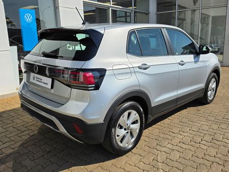 2025-Volkswagen-T-Cross-10-TSI-Auto_2
