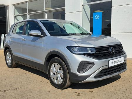 2025-Volkswagen-T-Cross-10-TSI-Auto_8