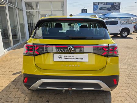2025-Volkswagen-T-Cross-10-TSI-Life-Auto_3