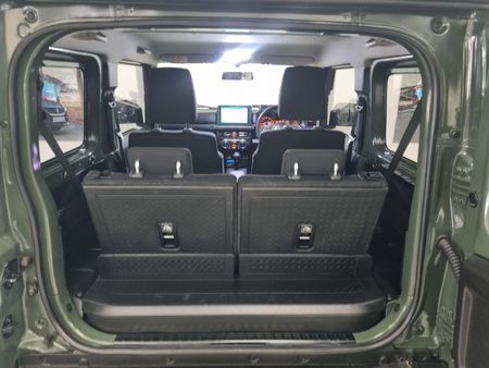 2021-Suzuki-Jimny-15-GLX-Auto_9