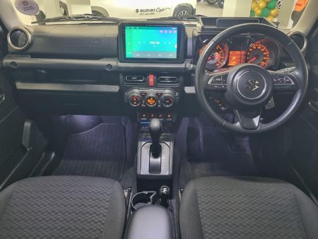 2021-Suzuki-Jimny-15-GLX-Auto_5