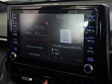 2022-Toyota-Corolla-Cross-18-XS_6