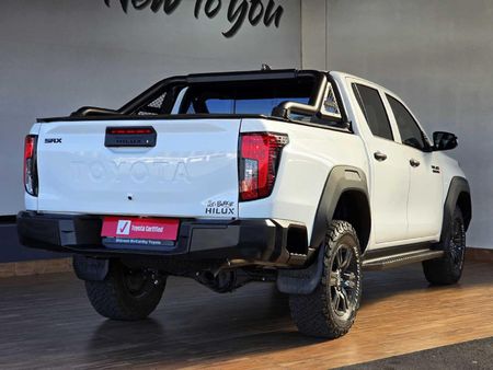 2026-Toyota-Hilux-28-GD-6-RB-SRX-Auto-Double-Cab_13