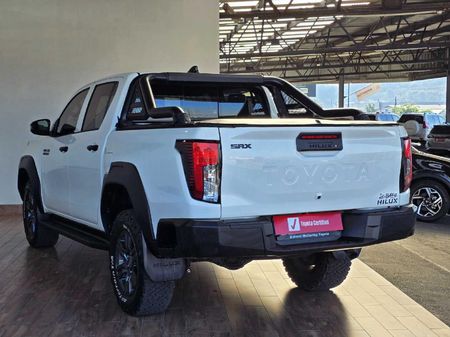 2026-Toyota-Hilux-28-GD-6-RB-SRX-Auto-Double-Cab_15
