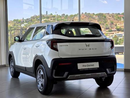 2026-Mahindra-XUV-3XO-12T-MX2-Auto_9