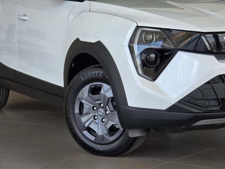 2026-Mahindra-XUV-3XO-12T-MX2-Auto_15