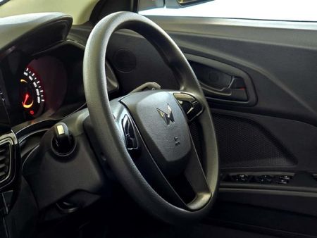 2026-Mahindra-XUV-3XO-12T-MX2-Auto_3