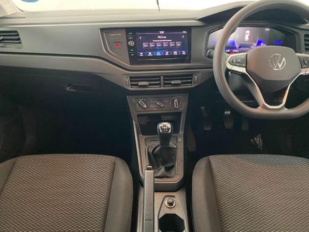2026-Volkswagen-Polo-10-TSI_8