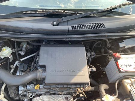 2007-Daihatsu-Sirion-13i-Sport_21