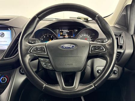 2018-Ford-Kuga-15-EcoBoost-Ambiente-Auto_12