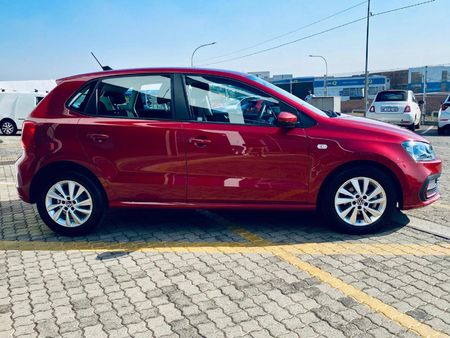 2025-Volkswagen-Polo-Vivo-14-Life_6