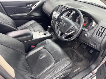 2010-Nissan-Murano-Auto_14
