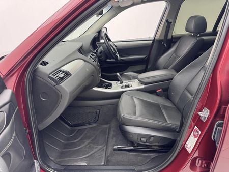 2012-BMW-X3-xDrive20i-Auto_6