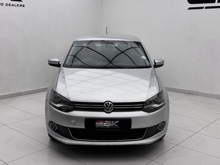 2011-Volkswagen-Polo-16-Comfortline-5-dr_1