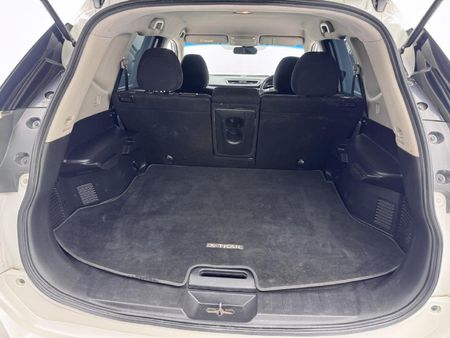 2016-Nissan-X-Trail-25-SE-4x4-Auto_12