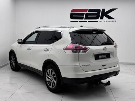 2016-Nissan-X-Trail-25-SE-4x4-Auto_3