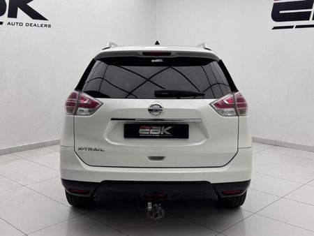 2016-Nissan-X-Trail-25-SE-4x4-Auto_4