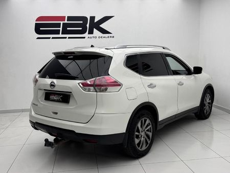2016-Nissan-X-Trail-25-SE-4x4-Auto_5