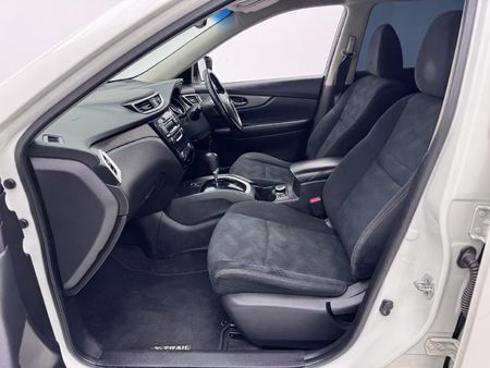 2016-Nissan-X-Trail-25-SE-4x4-Auto_6