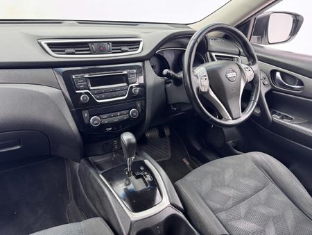 2016-Nissan-X-Trail-25-SE-4x4-Auto_7